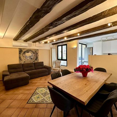 La Maison Di Trastevere โรม ภายนอก รูปภาพ